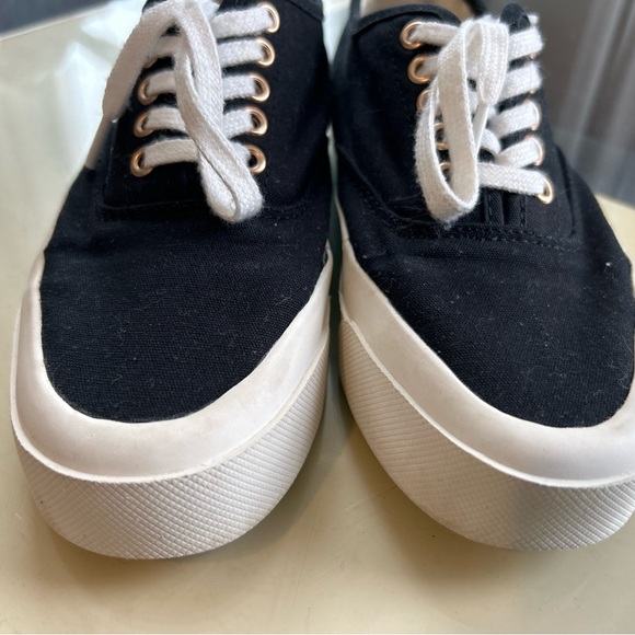🦊Maison Kitsuné Canvas Sneaker - EU 35 / US 5 - Picture 5 of 5